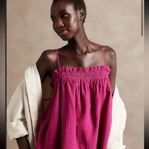 Banana Republic SEERSUCKER CAMISOLE NWT small